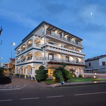 Hotel Rosa Dei Venti Castelsardo Exterior photo