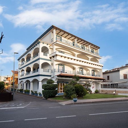 Hotel Rosa Dei Venti Castelsardo Exterior photo