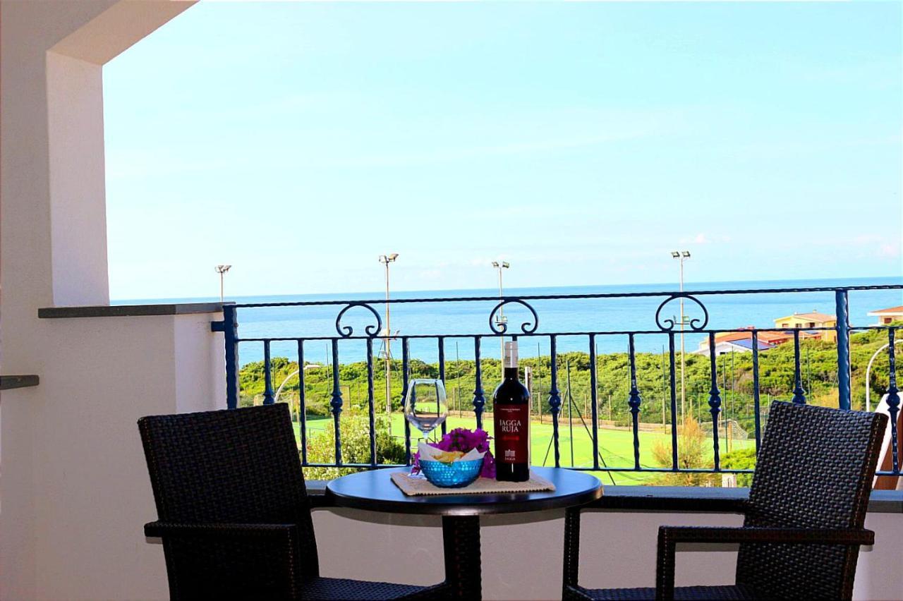 Hotel Rosa Dei Venti Castelsardo Exterior photo