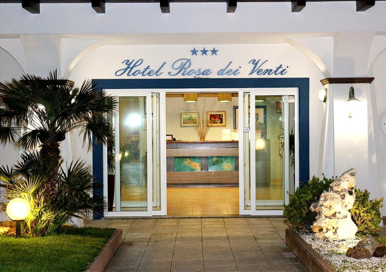 Hotel Rosa Dei Venti Castelsardo Exterior photo