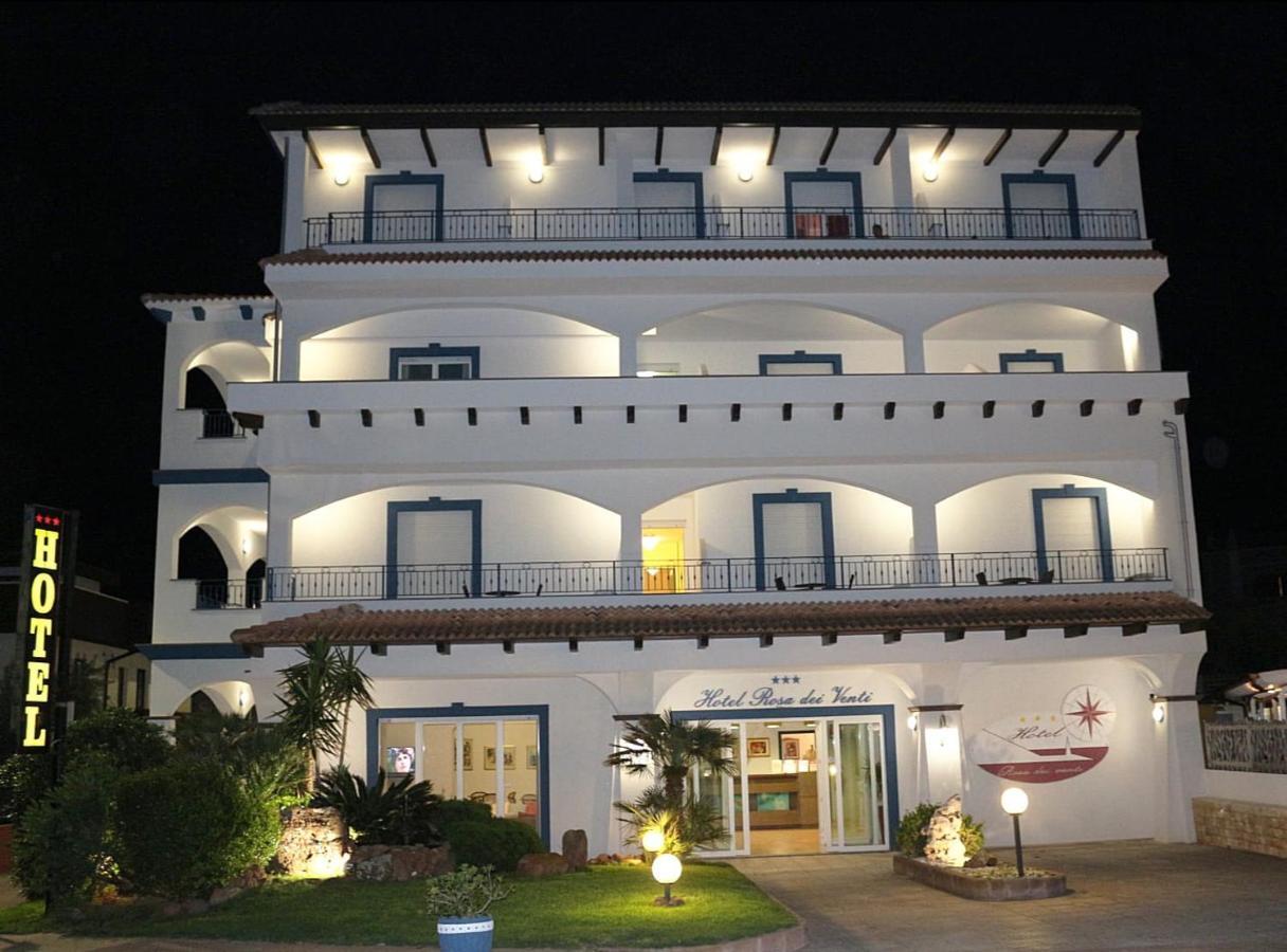 Hotel Rosa Dei Venti Castelsardo Exterior photo