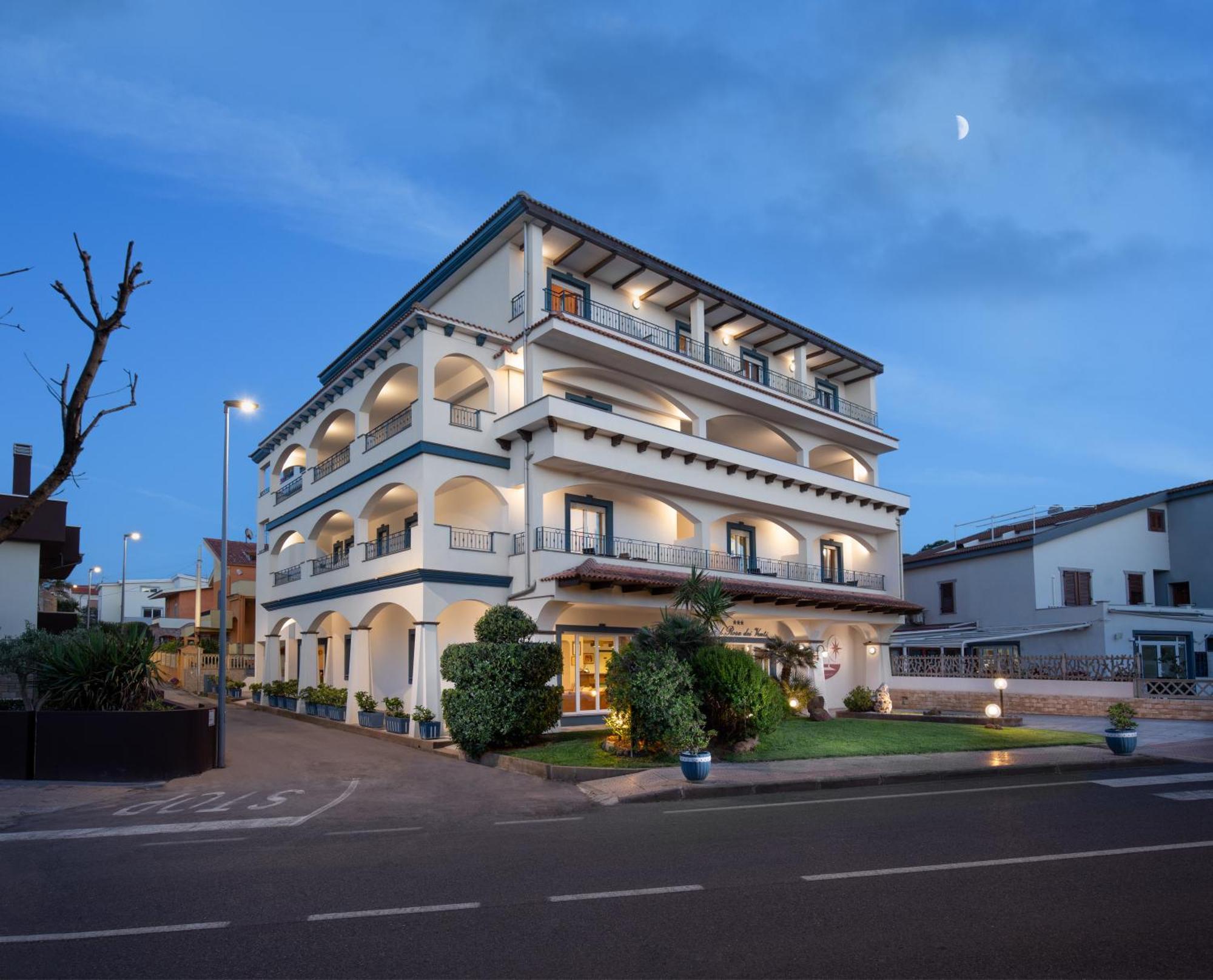 Hotel Rosa Dei Venti Castelsardo Exterior photo