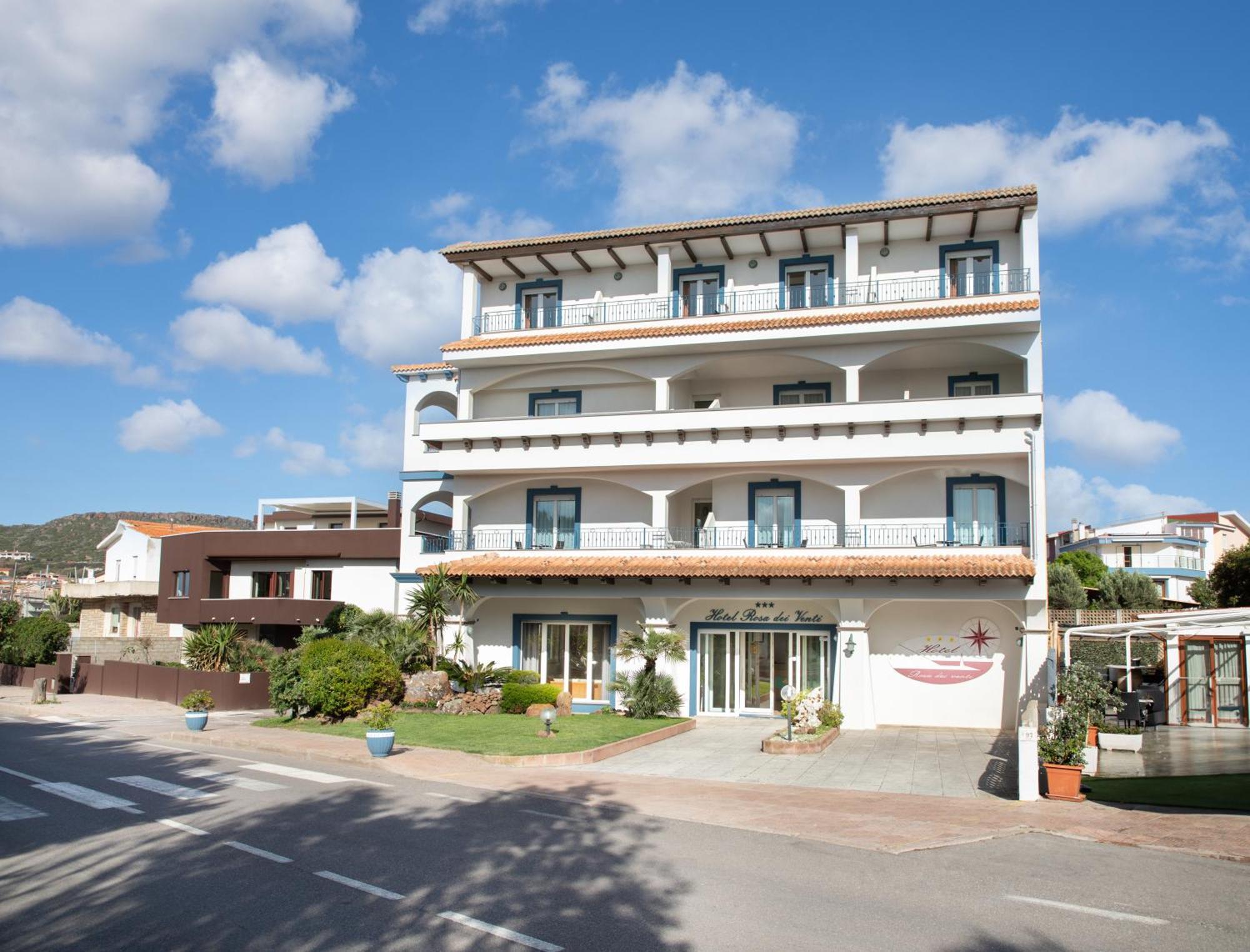 Hotel Rosa Dei Venti Castelsardo Exterior photo