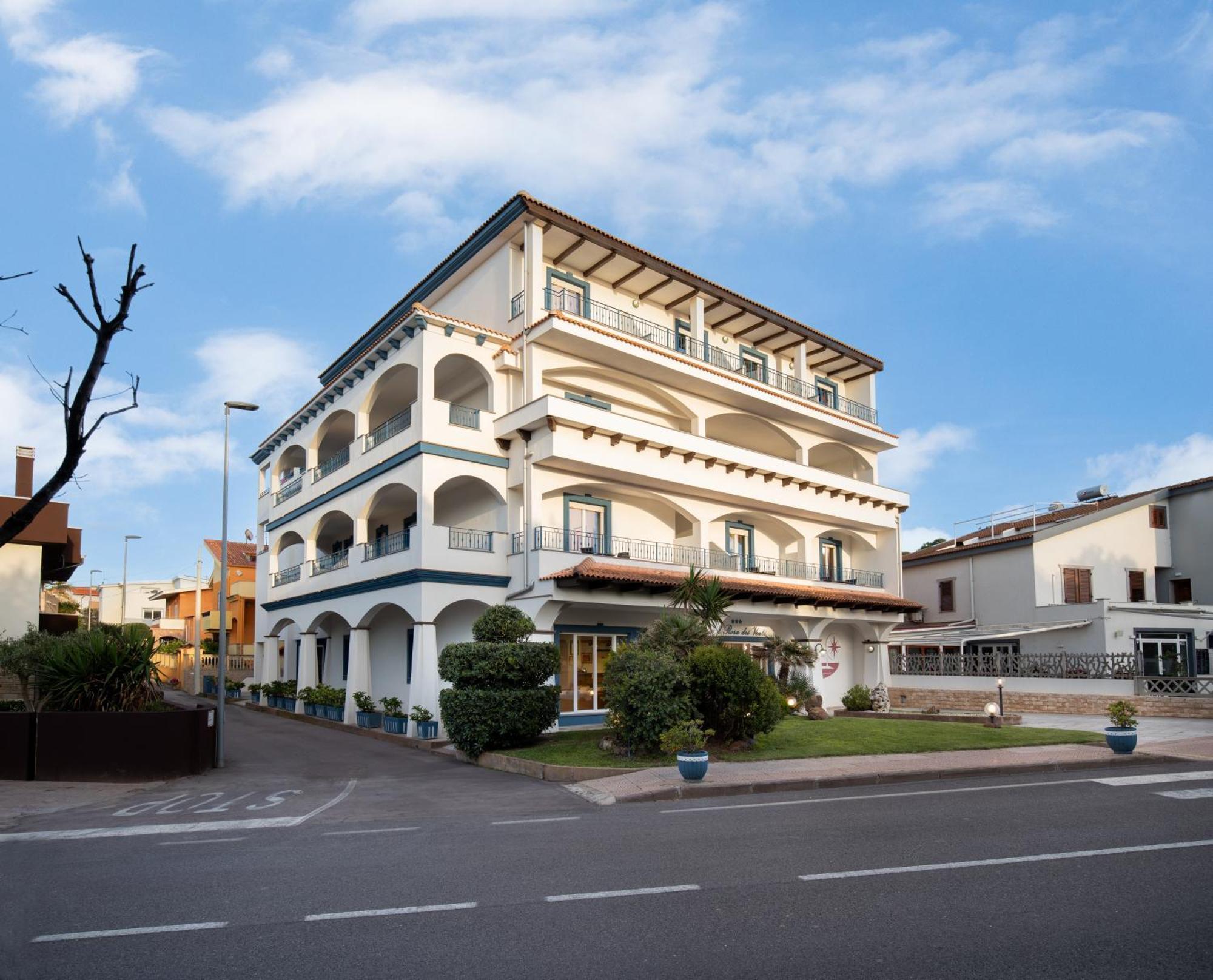 Hotel Rosa Dei Venti Castelsardo Exterior photo